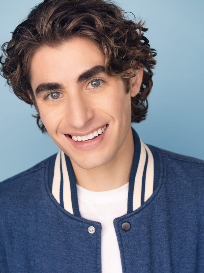 Adam Cruz