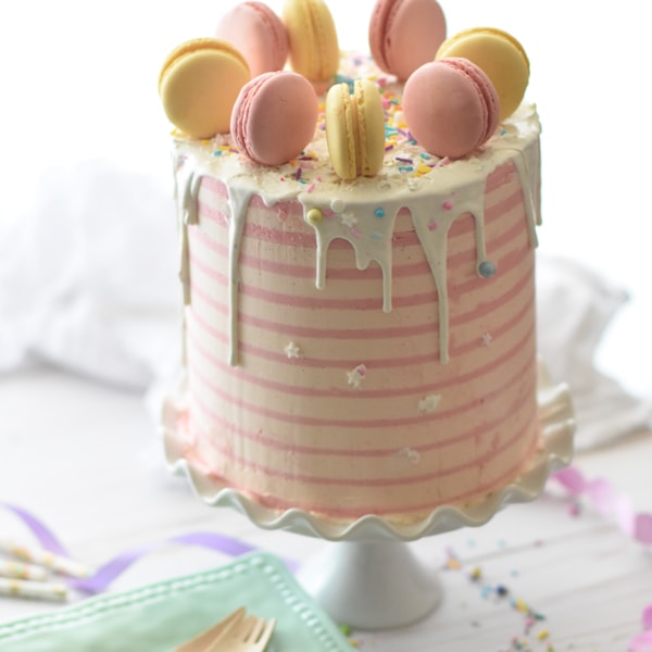 Strawberry mousse cake