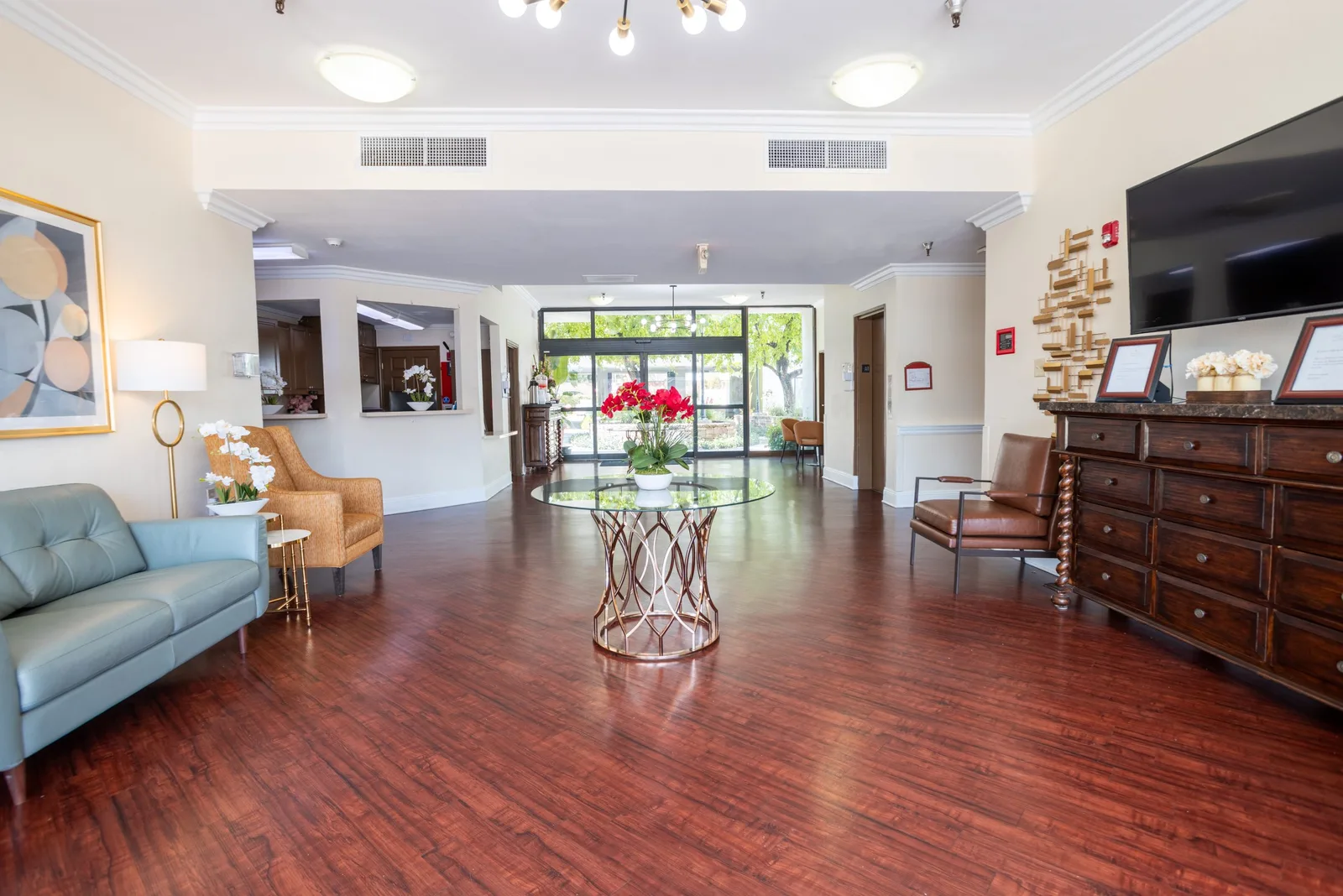 The lobby looking through towards the entrance doors